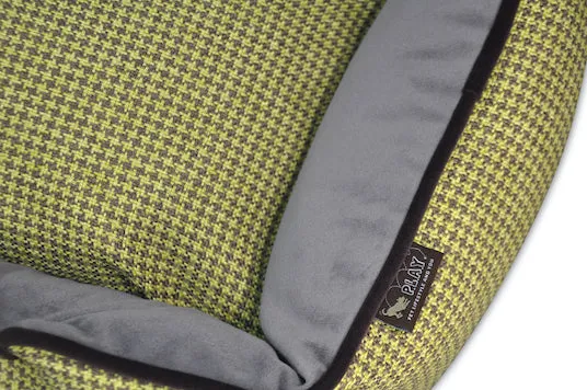 Houndstooth Lounge Bed