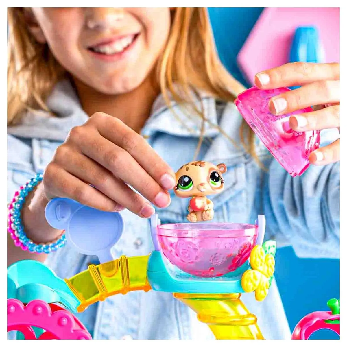 Littlest Pet Shop Fun Factory Playset